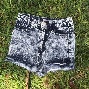 Acid wash high-waisted shorts